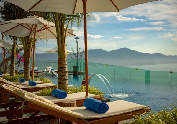 Sala Danang Beach Hotel
